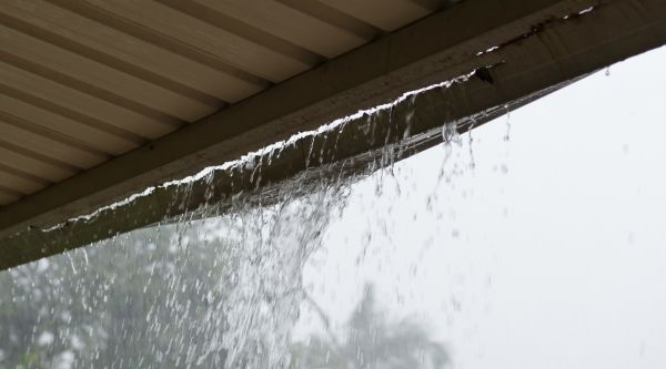 Leaking Gutter Repair in Lapeer
